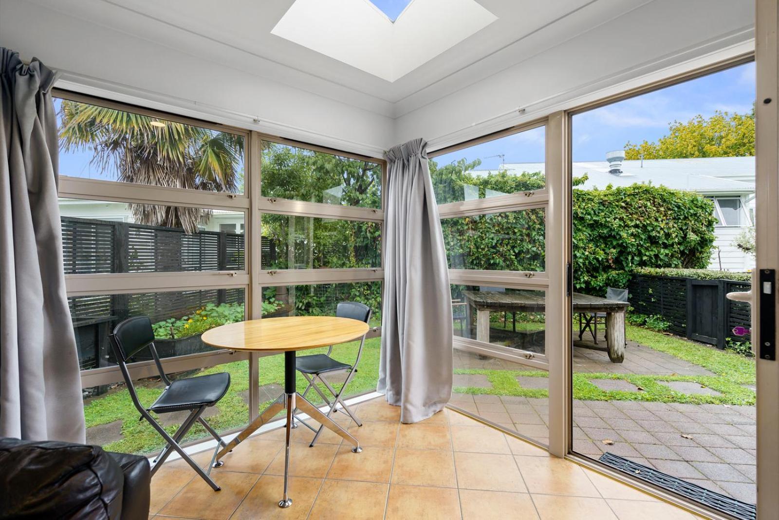 Sunny, Quiet, 2-Bedroom Unit In Fabulous Location! Cambridge Ngoại thất bức ảnh